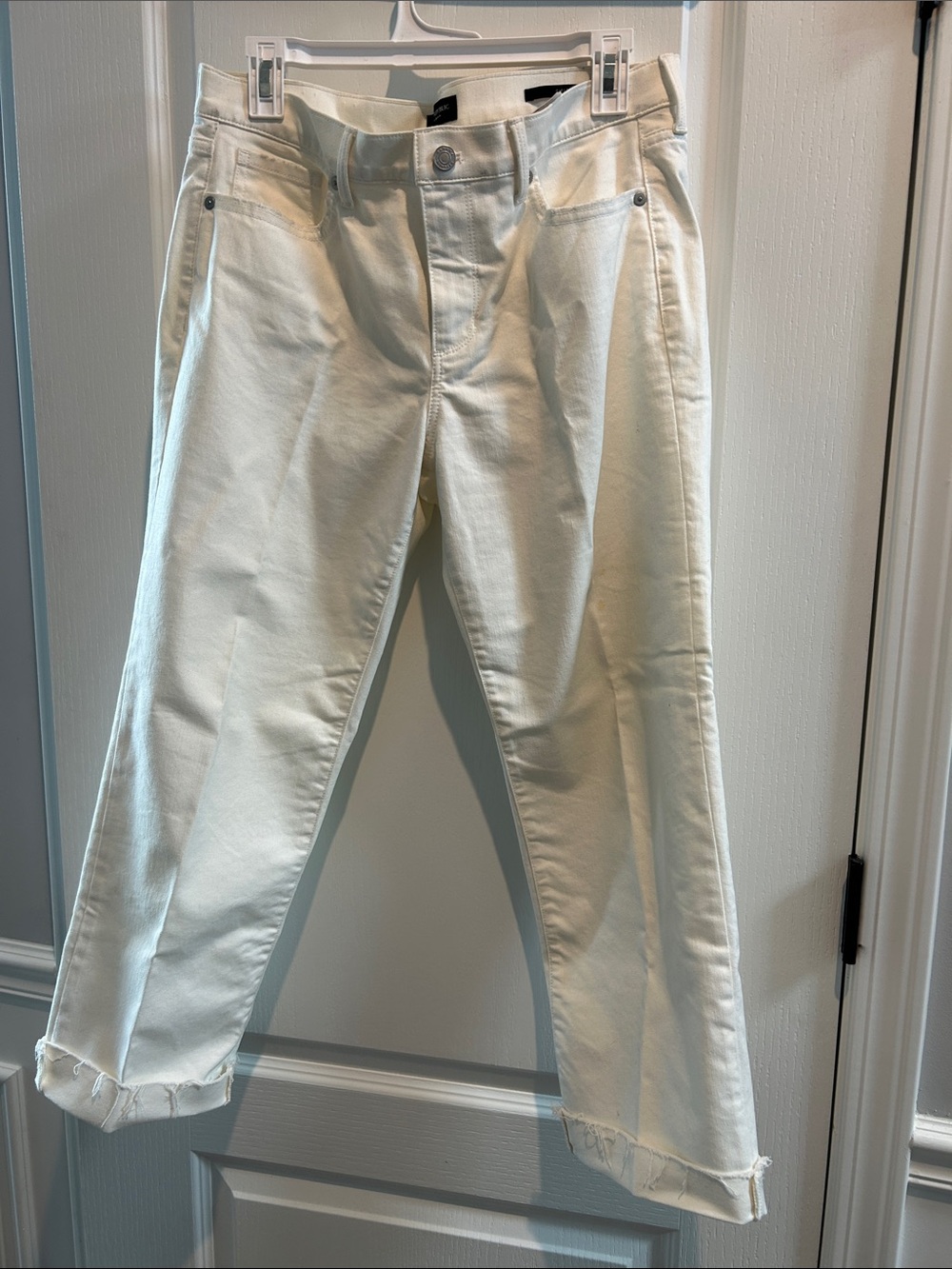 Banana Republic Cream Cropped Straight-Leg Jeans